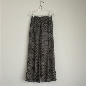 H&M Black and Gray Patterned Wide Leg Pants 4